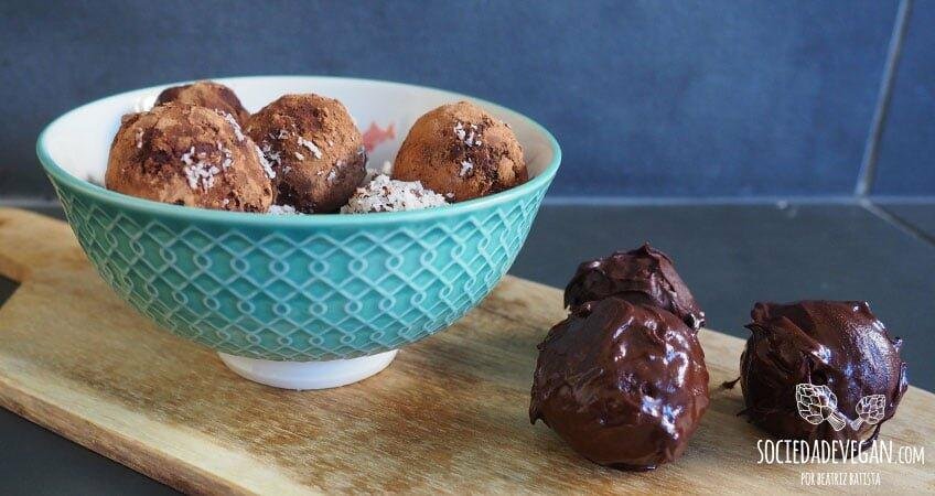 Trufas com Leite Condensado de Coco