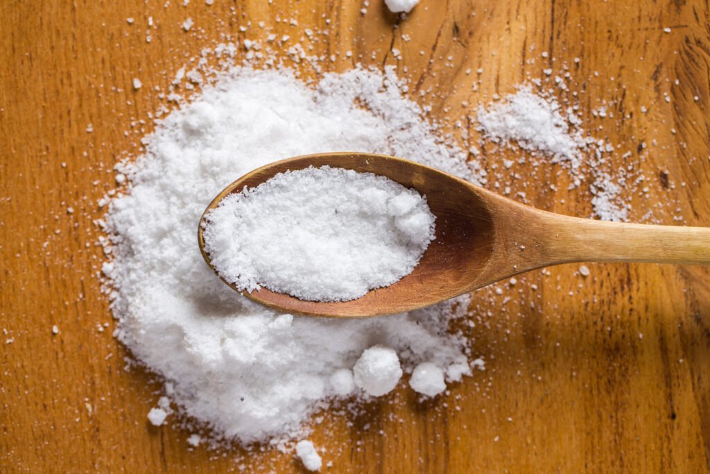 spoon heap salt table